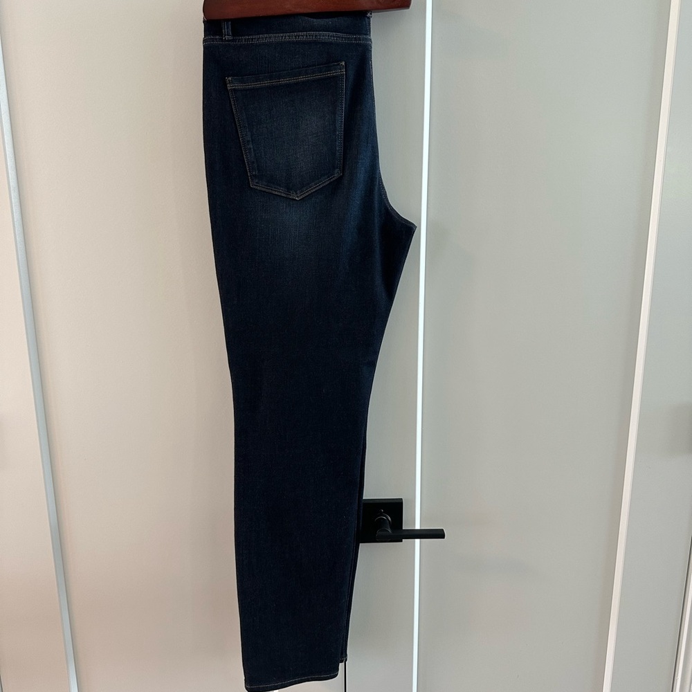 White House Black Market Blue High Rise Slim Sculpt Jeans, size 12.